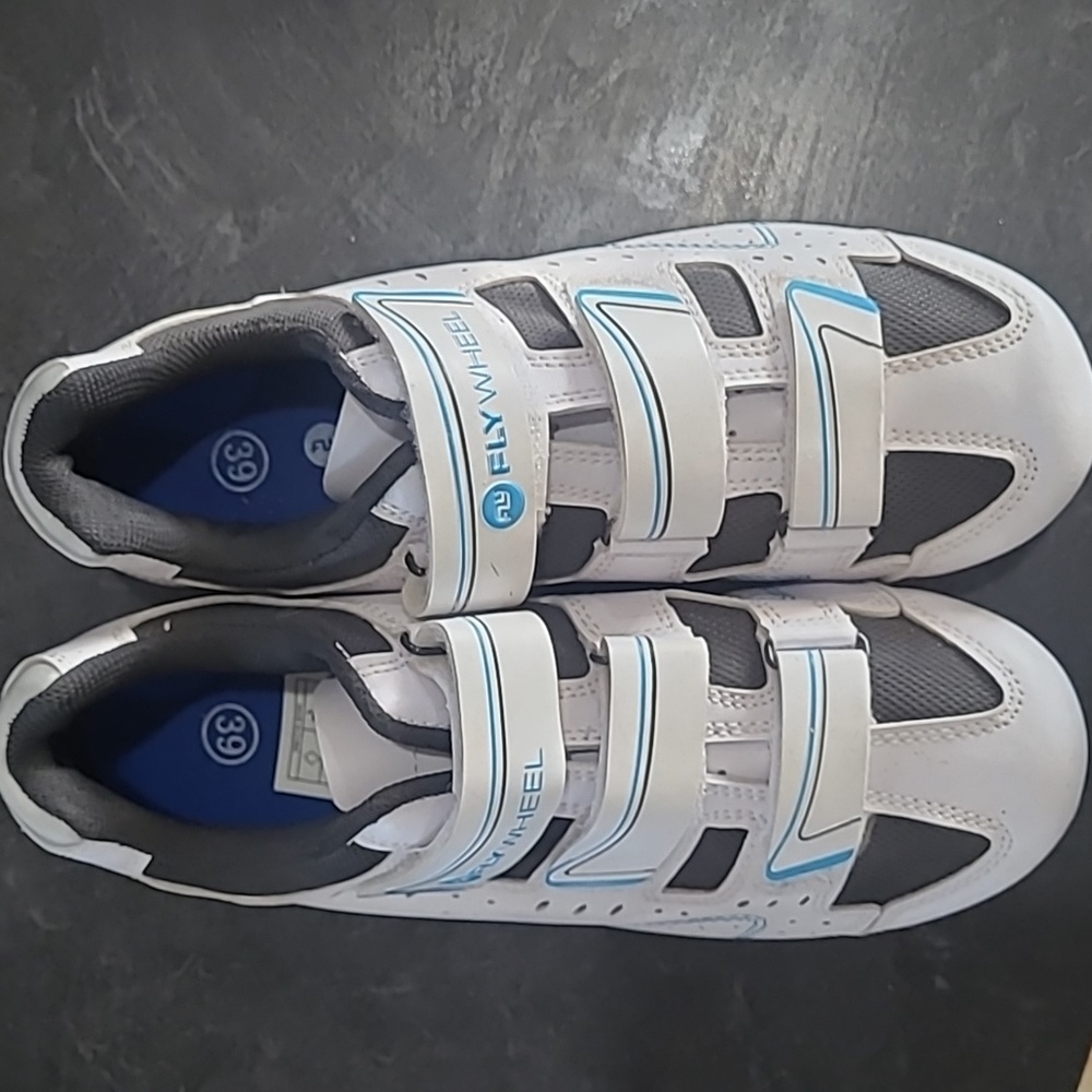 Flywheel biking shoes